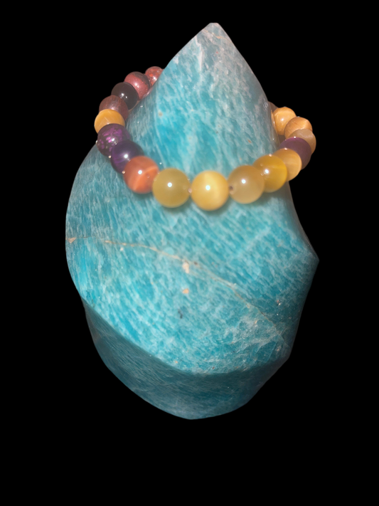 Women’s rainbow tigers eye bracelet