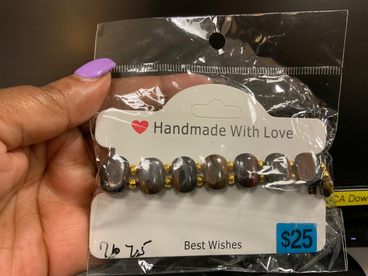 Women’s tiger eye bracelet